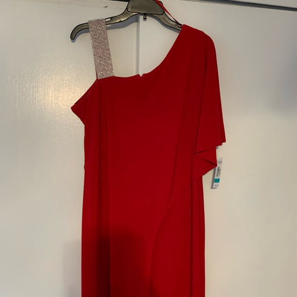 Wide legged red jumpsuit. Rhinestone shoulder strap. Looks like a gown. Size 16 - Picture 2 of 12